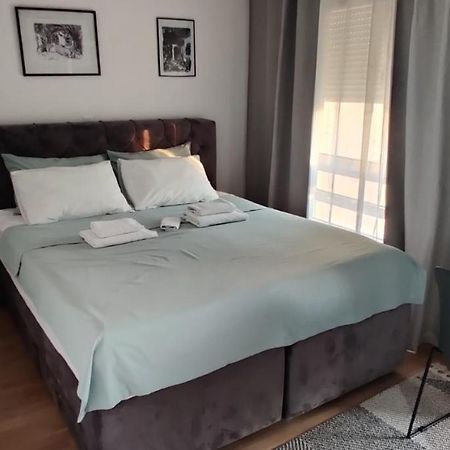 Vesta Apartment Tuzla - Across Bcc Shopping Mall Kültér fotó