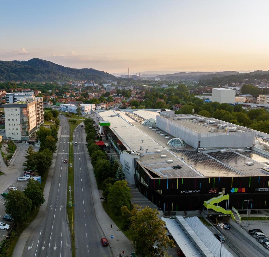 Vesta Apartment Tuzla - Across Bcc Shopping Mall Kültér fotó